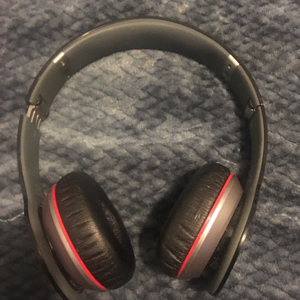 Beats by Dee Headphones - Barely used!